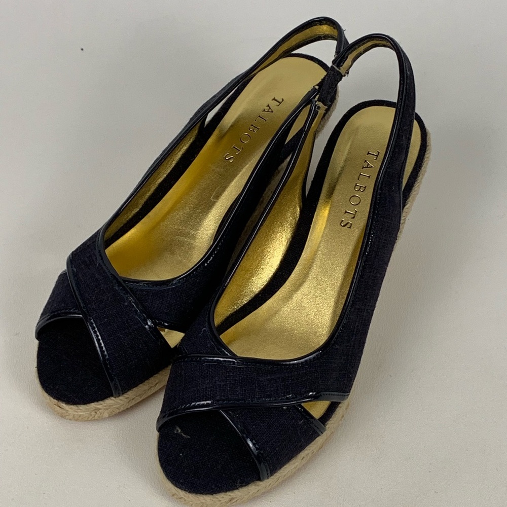 Talbots Blue Gold Wedges Size 7M NWT